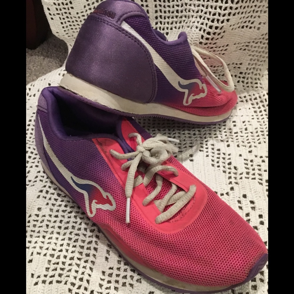 Roos Vintage 80s Tennis Shoes-free money!